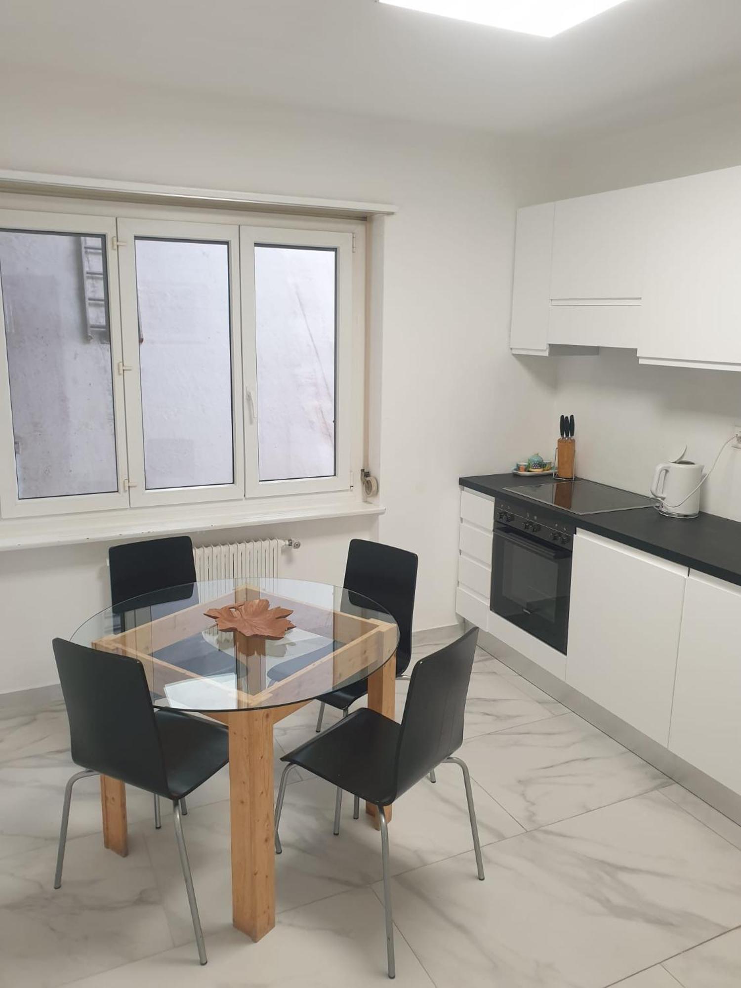Lugano Lakeview Apartment With Self Check-In & Private Parking On Request Luaran gambar